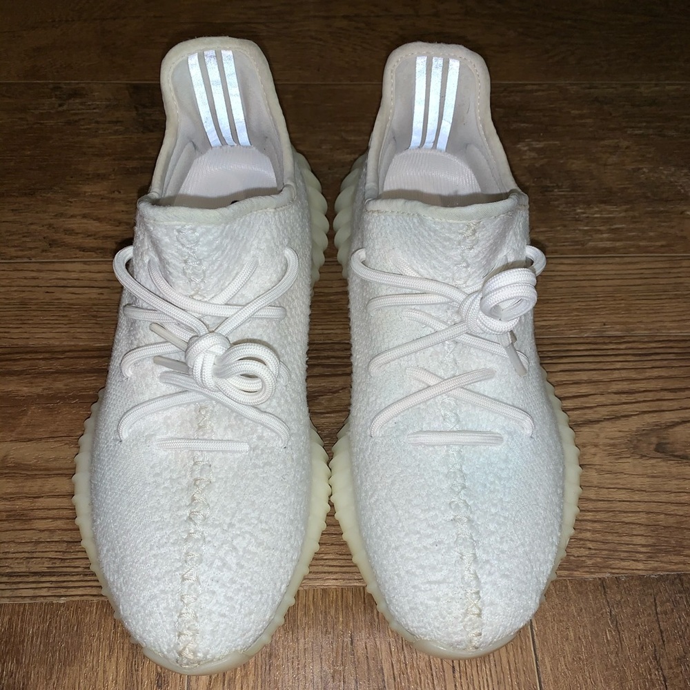Yeezy (triple white, creams)